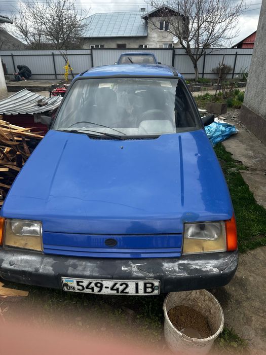 Продам Славуту  2002