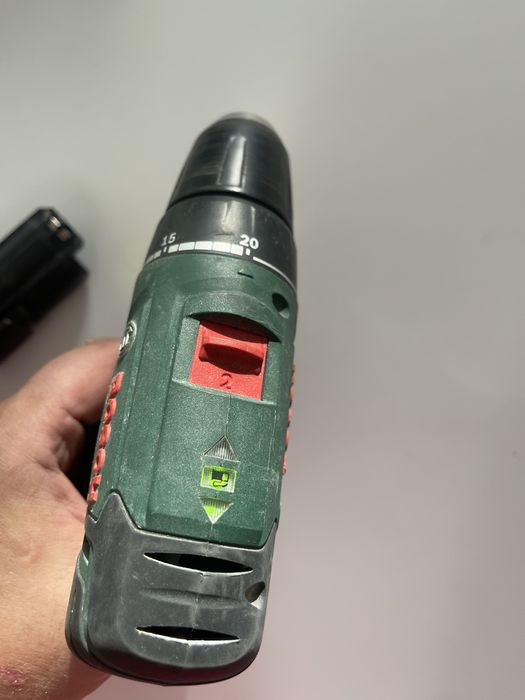 Wiertarko - wkrętarka Bosch PSR 1080 LI-2