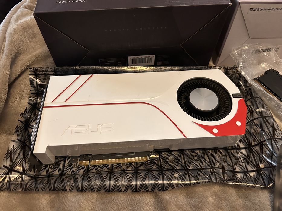 PC Gaming Components447391711406346241