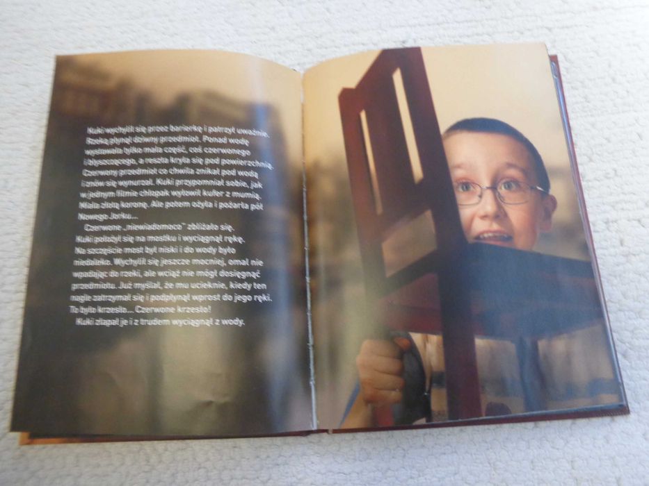 Audiobook - Magiczne drzewo Czerwone krzesło