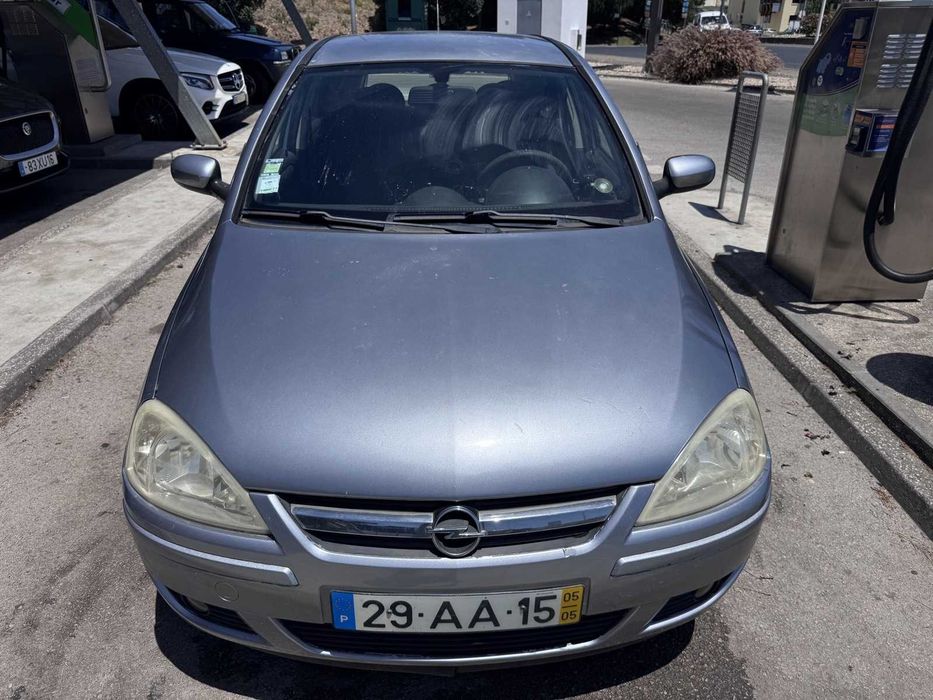 Opel Corsa 1.2 Twinport 2005 - só 101.400 km - IPO até 2027