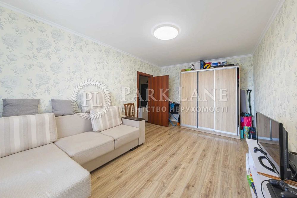 2к квартира Глушкова Акцент Іподром Теремки Голосіївський Метрополіс