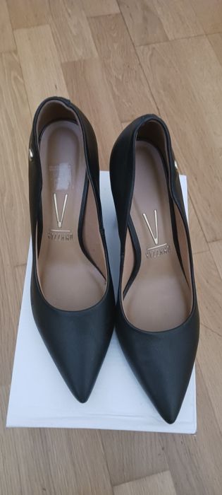 Sapato salto alto seminovo