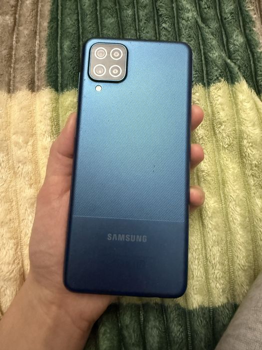Телефон Samsung  A12