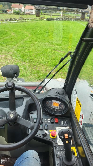 Telescopico bobcat T40140 matriculado