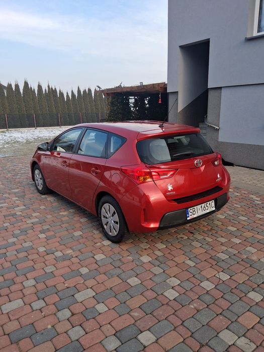 Toyota Auris 2014