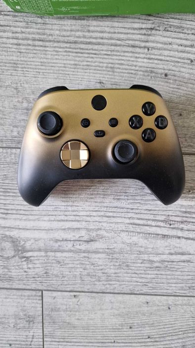 Kontroler bezprzewodowy Microsoft Xbox - Gold Shadow