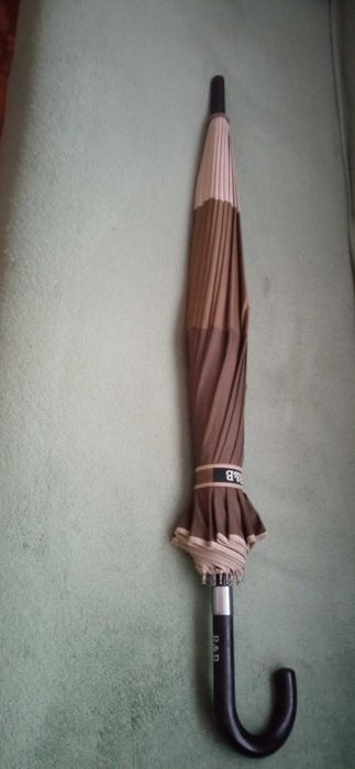 Duży parasol - uniwersalny damsko-męski