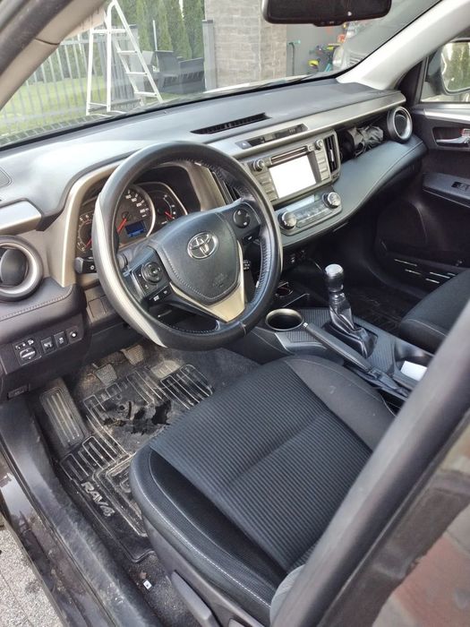 Toyota RAV4 Salon Polska.