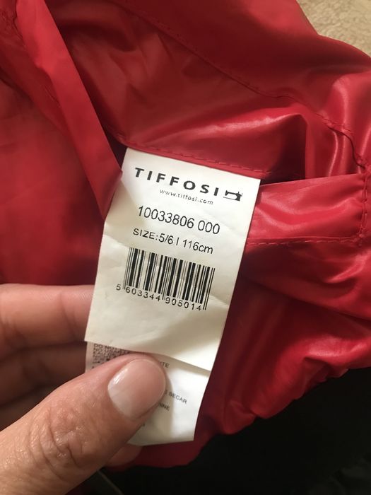 Casaco / parka impermeável reversível  5-6 anos Tiffosi menina