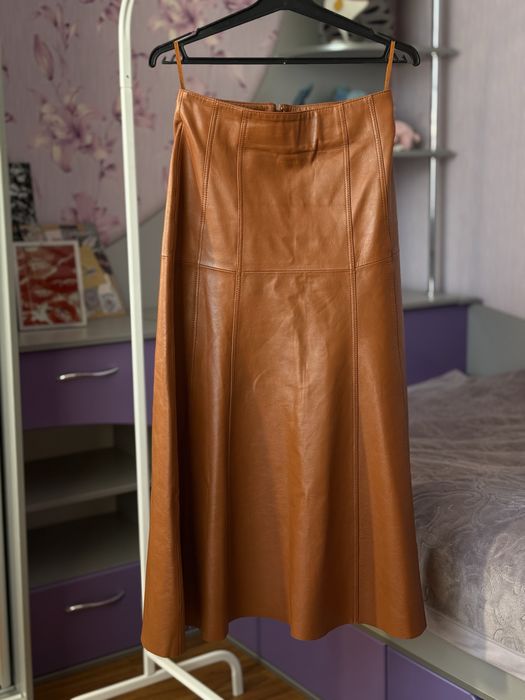 Шкіряна спідниця Massimo Dutti