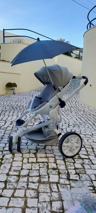 Carrinho Bebé Quinny Mood + chapéu de chuva/sol