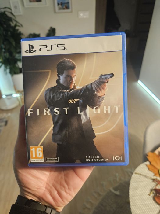 Gra James Bond First Light PS5