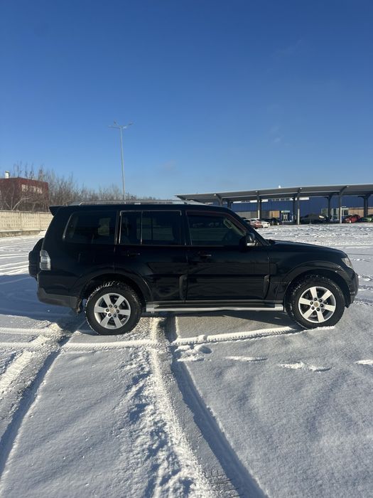 Продам Mitsubishi Pajero Wagon 4 3.8