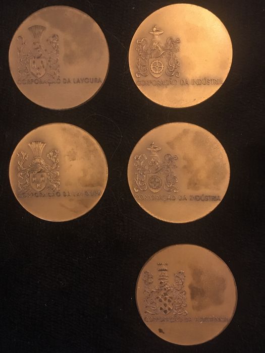 Várias Medalhas (corporação)