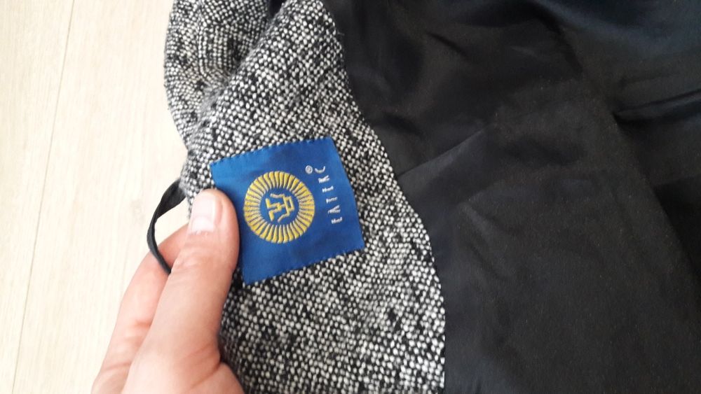 Пальто коротке осінь