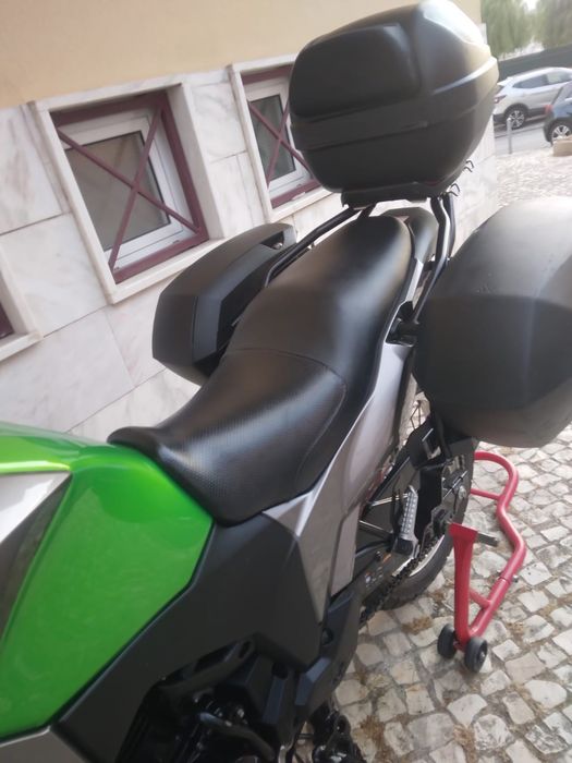 Kawasaki versys 300.