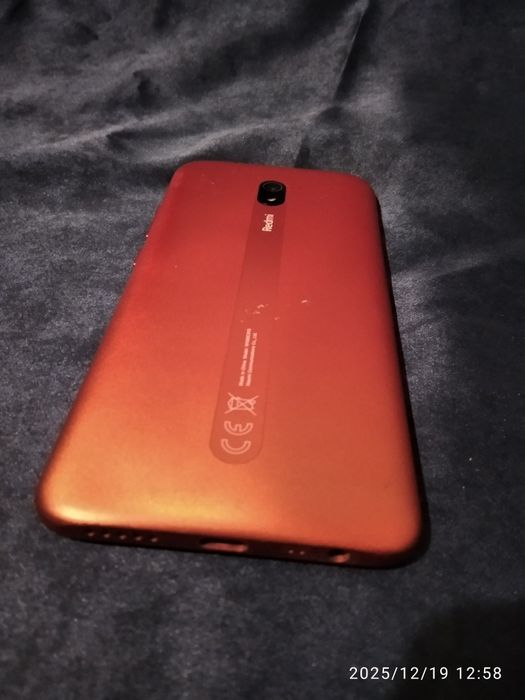 Телефон смартфон Xiaomi Redmi 8a 2/32