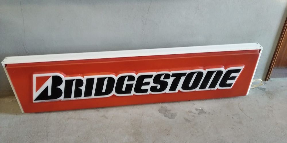 Grande reclame  iluminado  Bridgestone vintage
