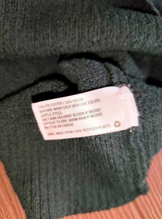 324. Ciemno zielony prosty sweter dekolt V rozmiar 2XL