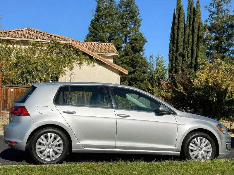 2015 Volkswagen e-Golf Limited Edition