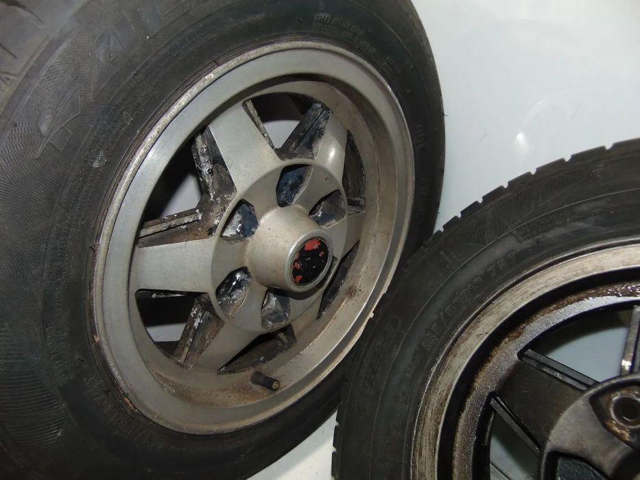 Renault 4F/4L Jantes especiais " usado em bom estado