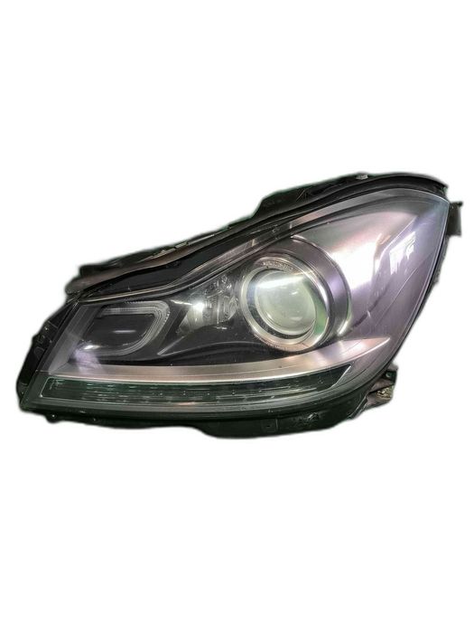Ótica / Farol Esquerdo MERCEDES-BENZ C-CLASS