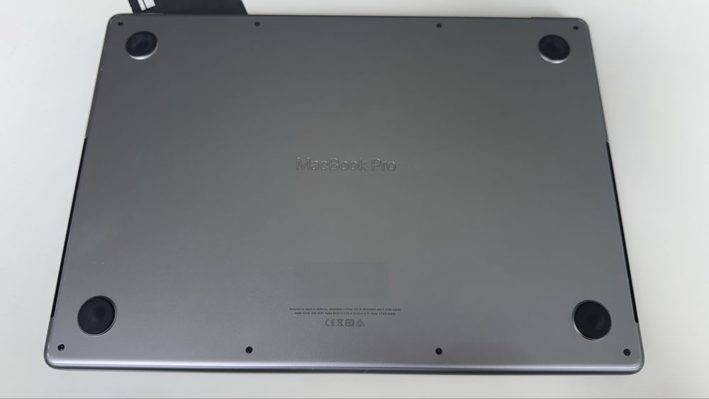 MacBook Pro 14 2021 M1 Pro 16/512Gb Space Gray Повноцінний без блокувань 830€