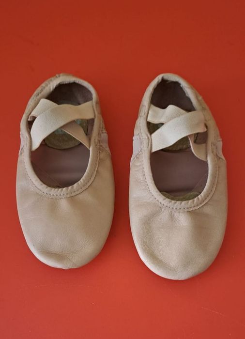 Calçado Ballet Meia-ponta em Couro Sola dividida -tam. 26(16cm)