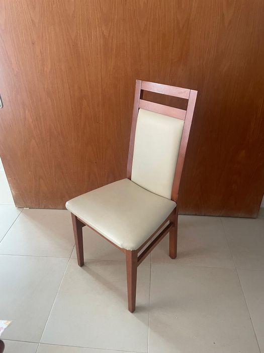 Mobília de sala estar e jantar