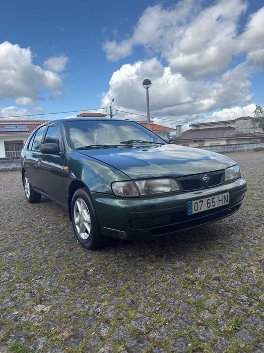 Nissan Almera I Hatchback (N15) 1.4 GPL - Bom Estado