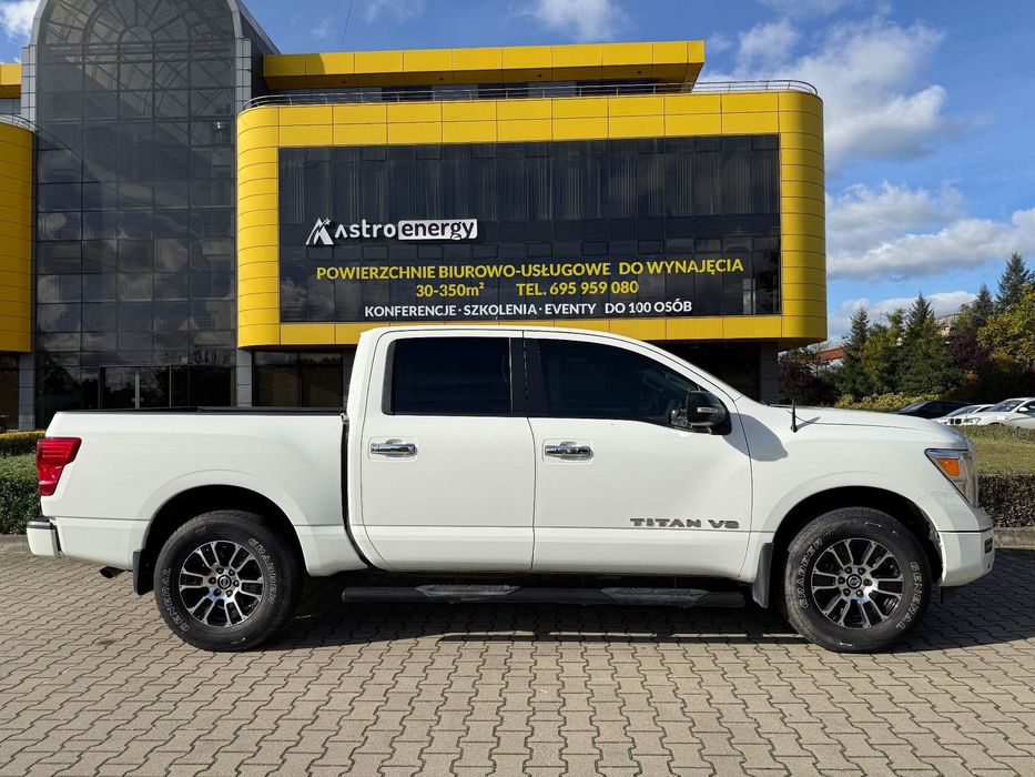 Nissan Titan
