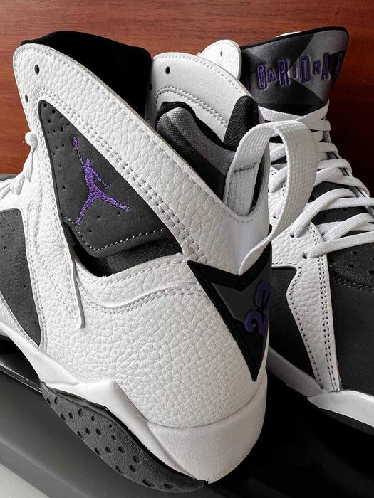 Кроссовки Jordan Air Jordan 7 Retro (CU9307-100) р.28,5 см