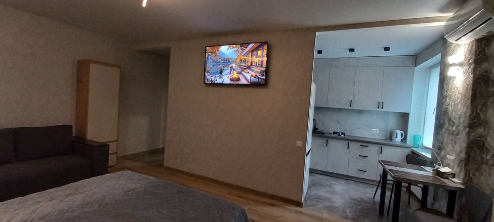 Квартира в центрі міста шпиталь(госпиталь),готель Україна ,площа