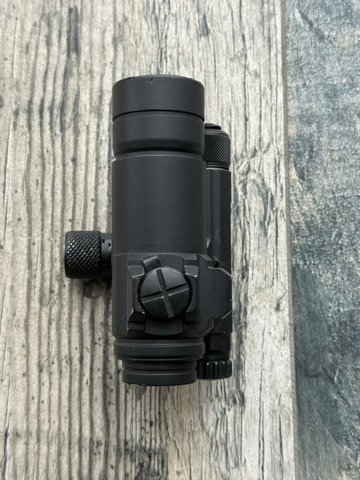 Коллиматорный прицел Aimpoint CompM4