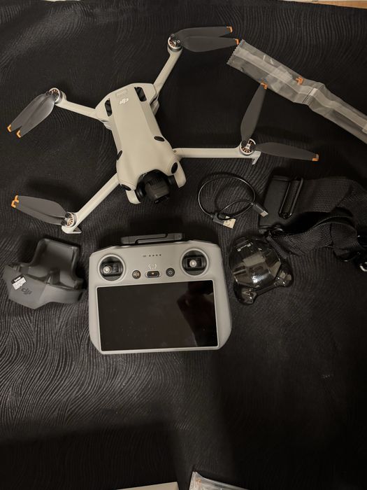 DJI Mini 4 Pro + Extras