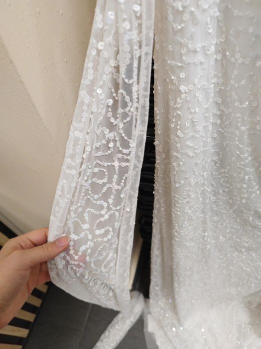 Cekinowa suknia NOWA