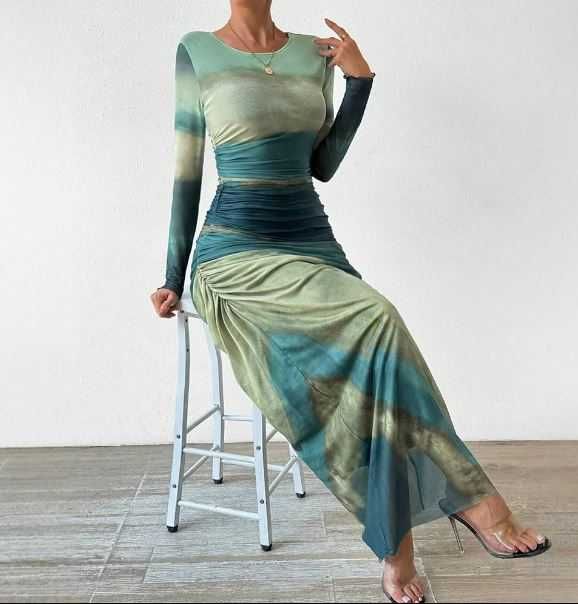 Шикарное длинное платье, новое