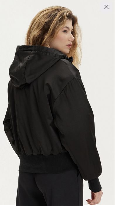 Куртка демісезонна жіноча Ellesse