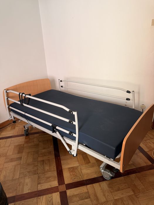 Cama articulada Hospitalar