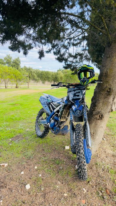 Yamaha YZF 250 – 2016 | Impecável | Original