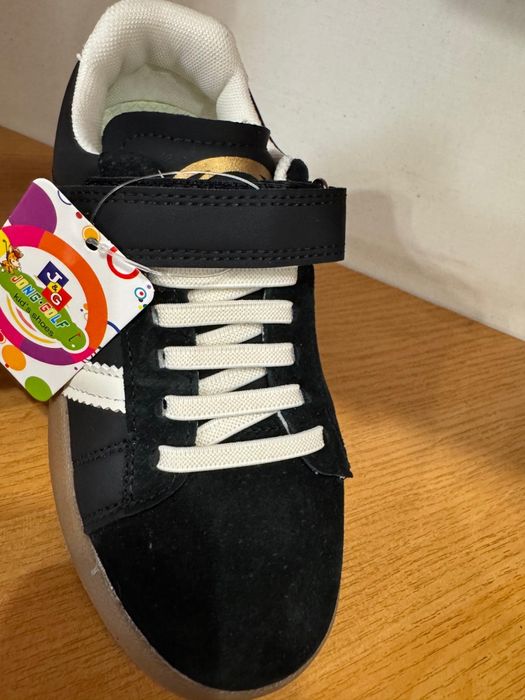 Продам дитяче взуття