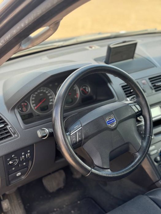 Volvo XC90,2010 рік, 2,4,7 місць,4х4