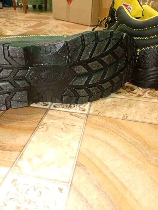 Черевики робочі з металевим носком