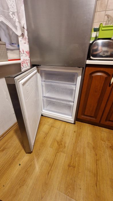 Lodówka Samsung RB38T675DS9