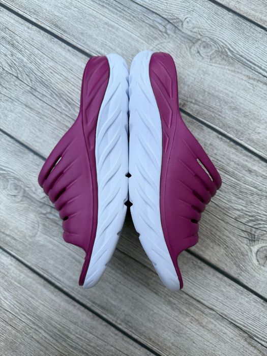 Шльопанці Hoka w7 38p. 24см