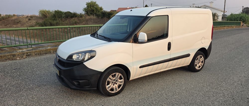 Fiat Doblo 3 Lugares 1.3 IVA DEDUTÍVEL