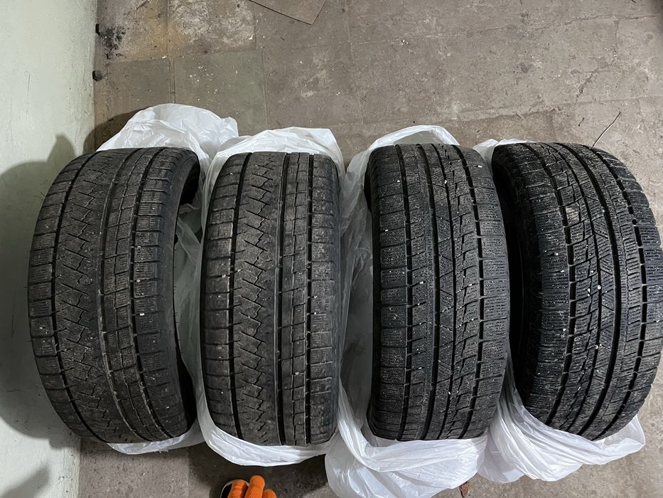 Зимняя резина 245/45 18