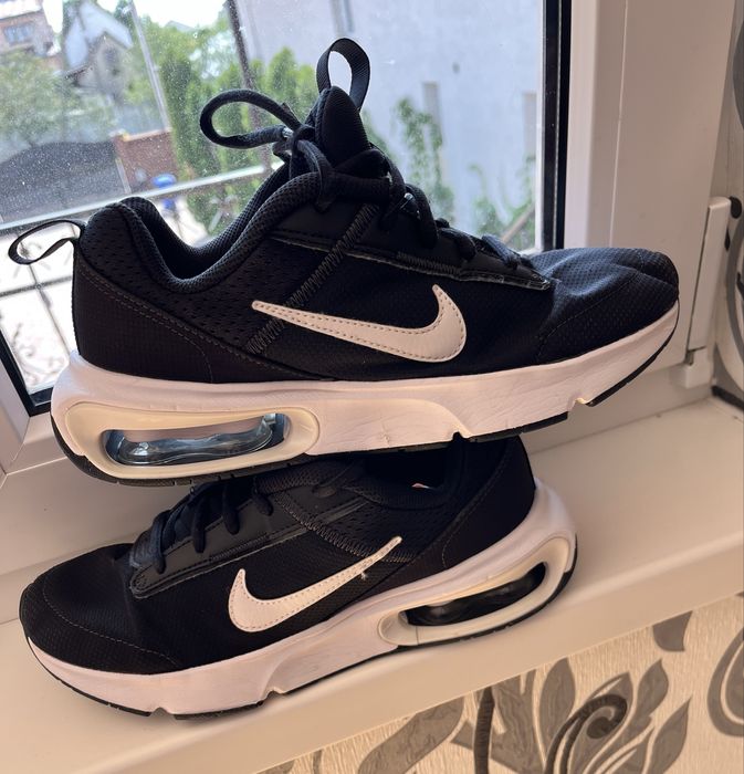 Кросівки Nike 39