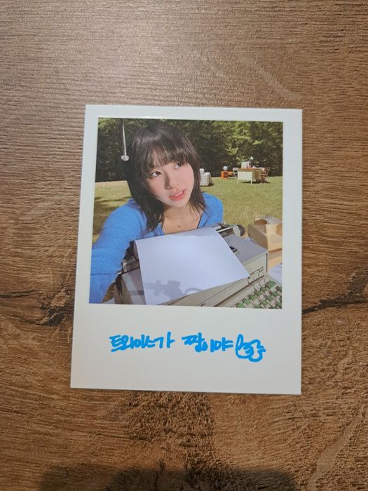 [K-POP] Twice Between 1&2 polaroid Chaeyoung